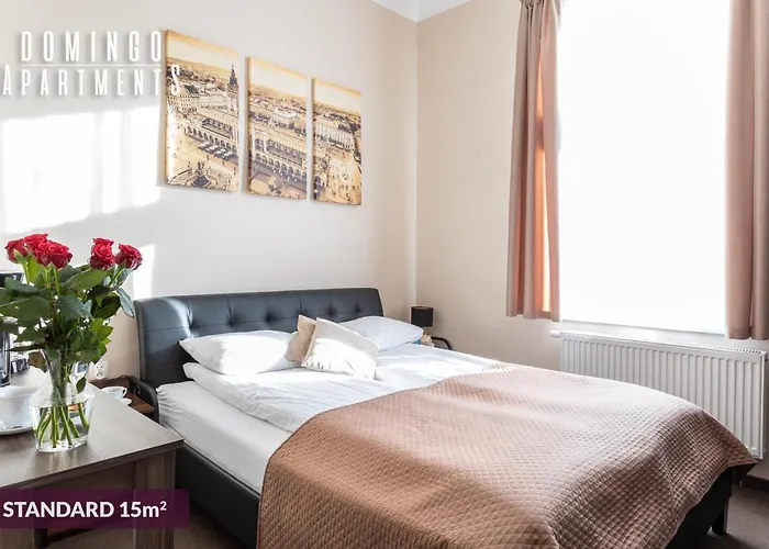 Domingo Elegant Old Town